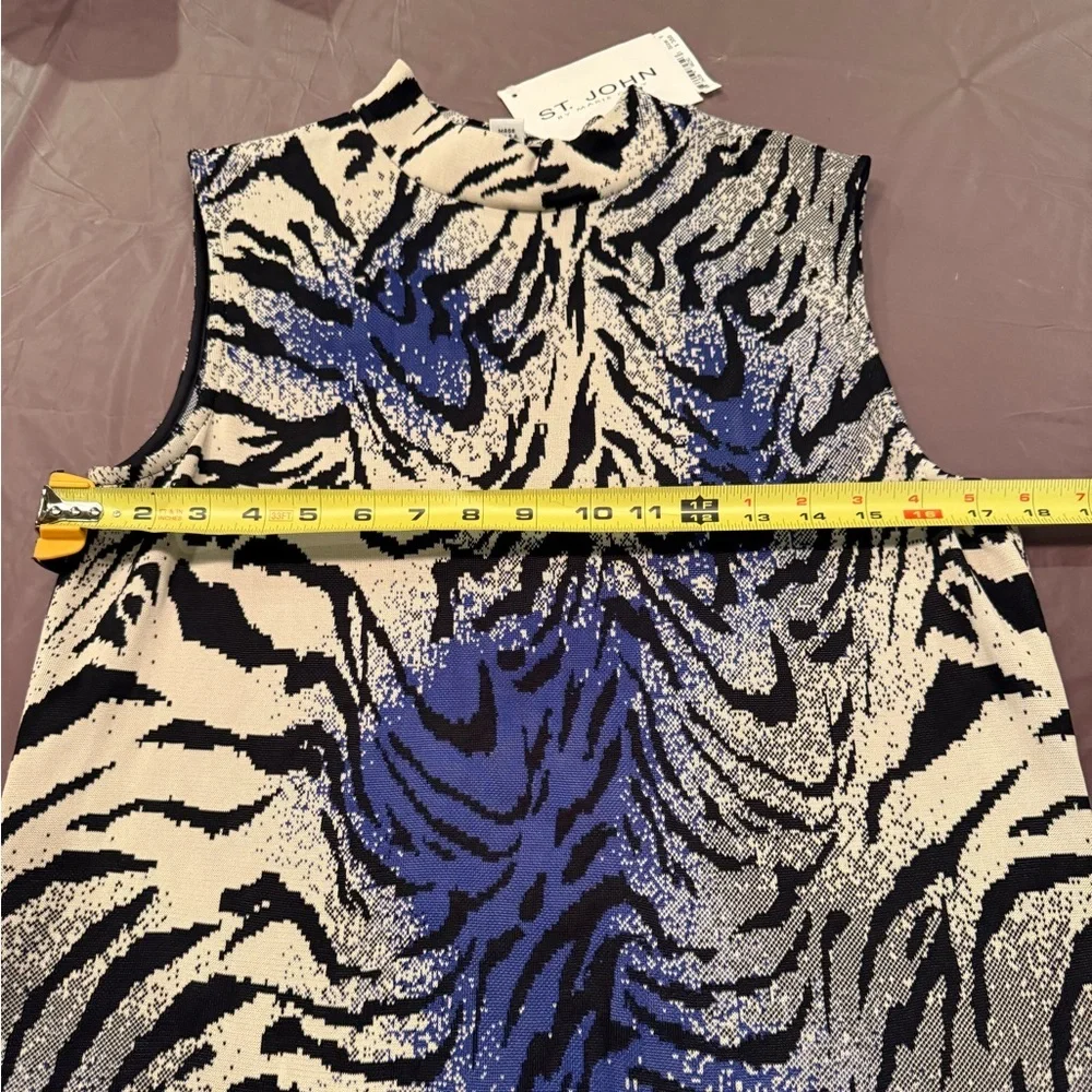 NWT St John Animal Print Sweater Shell Size M MSRP $355 - Picture 7 of 11